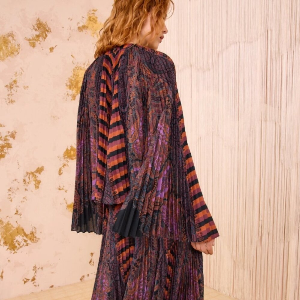 NWOT ULLA JOHNSON Ella Pleated Bell Sleeve Blouse XL $670 - Picture 5 of 8